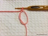 Flor margarida rasteira em crochê (1)