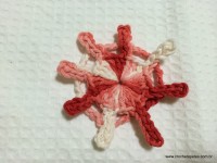 Flor margarida rasteira em crochê (23)