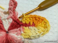 Flor margarida rasteira em crochê (29)