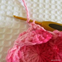 Flor roseta passo a passo - www.croche.com (34)