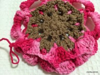 Passo_a_passo_flor_paix_o_por_roma_www.croche.com_124_