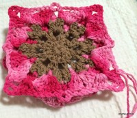 Passo_a_passo_flor_paix_o_por_roma_www.croche.com_146_