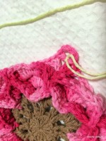 Passo_a_passo_flor_paix_o_por_roma_www.croche.com_153_