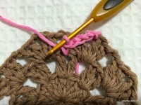 Passo_a_passo_flor_paix_o_por_roma_www.croche.com_49_