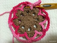 Passo_a_passo_flor_paix_o_por_roma_www.croche.com_72_