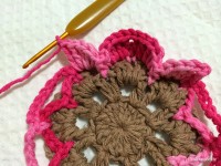 Passo_a_passo_flor_paix_o_por_roma_www.croche.com_83_