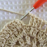 Tapete redondo com flor girasso passo a passo (26)