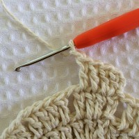 Tapete redondo com flor girasso passo a passo (29)