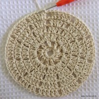 Tapete redondo com flor girasso passo a passo (38)