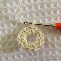 Tapete redondo com flor girasso passo a passo (5)