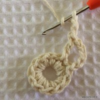 Tapete redondo com flor girasso passo a passo (8)