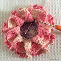 Rosa enrolada passo a passo (75)