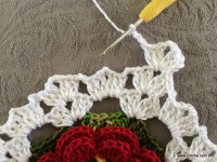 Trilho de mesa - caminho de mesa com flor rasteirinha - passo a passo (23)