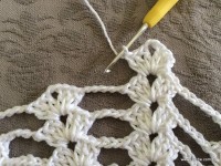 Trilho de mesa - caminho de mesa com flor rasteirinha - passo a passo (43)