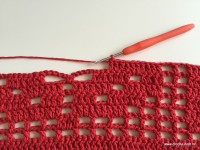 Tapete vermelho em crochê filé (120)