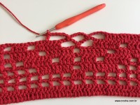 Tapete vermelho em crochê filé (128)