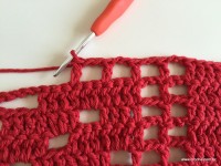 Tapete vermelho em crochê filé (149)