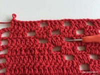 Tapete vermelho em crochê filé (176)