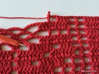 Tapete vermelho em crochê filé (220)