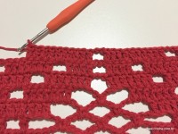 Tapete vermelho em crochê filé (273)