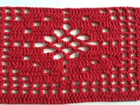 Tapete vermelho em crochê filé (275)