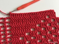 Tapete vermelho em crochê filé (281)