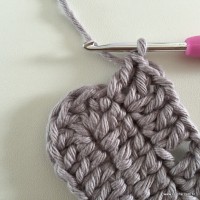 Tapete oval simples passo a passo (33)