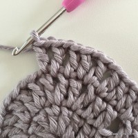 Tapete oval simples passo a passo (64)