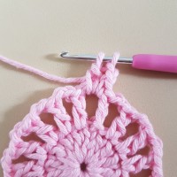 tapete-rosa-bebe-passo-a-passo-15