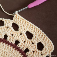 Tapete caramelo - passo a passo (104)