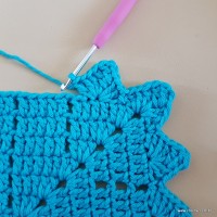 Tapete azul quadrado passo a passo (113)