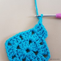 Tapete azul quadrado passo a passo (28)