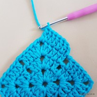 Tapete azul quadrado passo a passo (39)