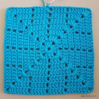 Tapete azul quadrado passo a passo (71)