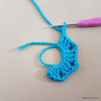 Tapete azul quadrado passo a passo (8)