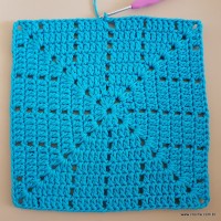Tapete azul quadrado passo a passo (83)