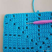 Tapete azul quadrado passo a passo (85)