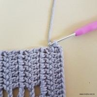 Tapete flores e folhas com gráfico (175)