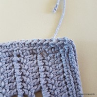 Tapete flores e folhas com gráfico (206)