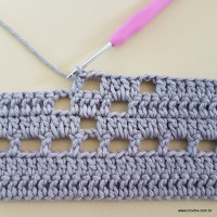 Tapete flores e folhas com gráfico (60)