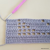 Tapete flores e folhas com gráfico (83)